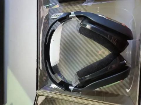 Headset gamer Astro A40 RT ( NOVO) aceito propostas.