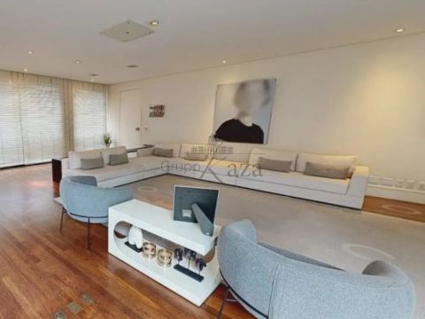 Casa espaçosa e moderna - Jardim Europa - 4 suítes - 859m².