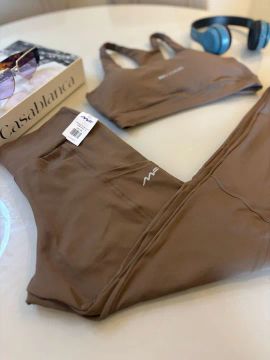 Conjunto de treino feminino - Top e Legging
