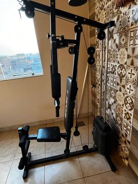 Aparelho de musculação completo