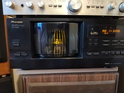 CD Player Pioneer multi Cd modelo PD-F908 usado 