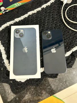 iPhone 13 com 1 ano de uso 128gb 