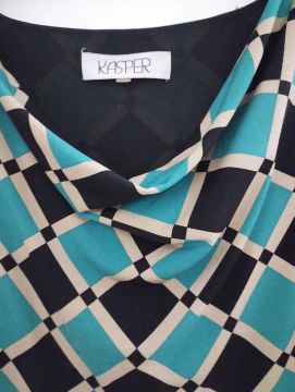 Vestido midi, importado. Tam 40/42. Forrado 