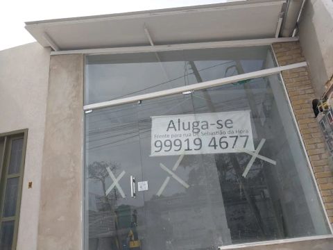 Loja para Alugar atrás do McDonald's 