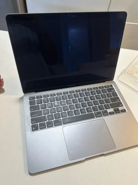 MacBook Air M1