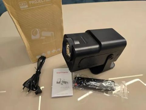 Projetor digital magcubic HY-320 grande 