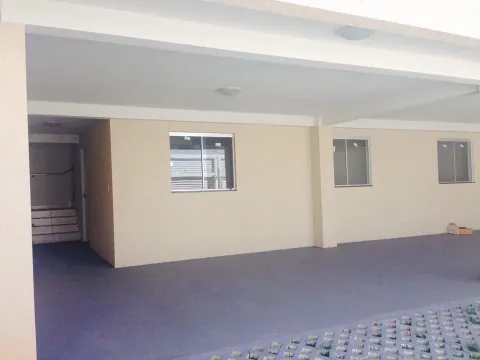 Alugo Apartamento no Setor Cidade Jardim Goiânia.