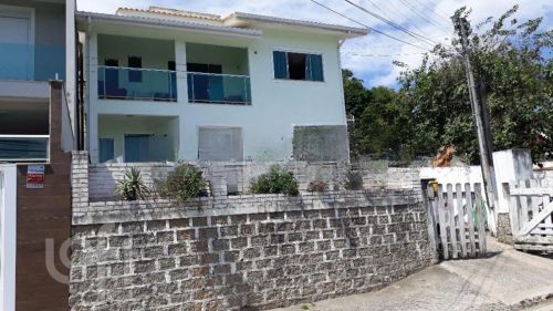 Casa à venda em Saco Grande com 200 m², 4 quartos,