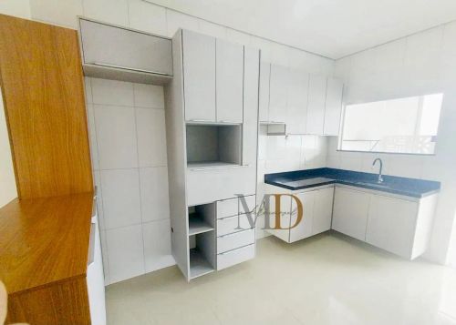 Aluguel| Casa 3qrts| modulados Quintal| prox Avenida das torres