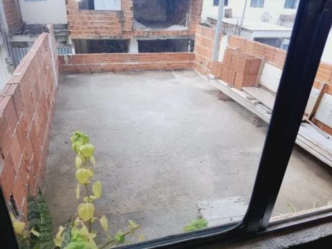 Casa com Mobília e Moto CB300 2012 inclusa ou Apenas Casa C/ ou S/