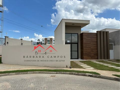 Casa 2/4 sendo uma suíte, condomínio Vienna,bairro Sim 
