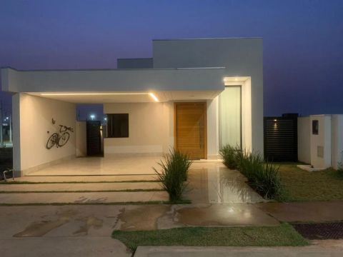 Alugo Casa de 2 quartos e 125m² no Condomínio Primor das Torres