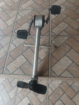 Pedal Akua kalamos 