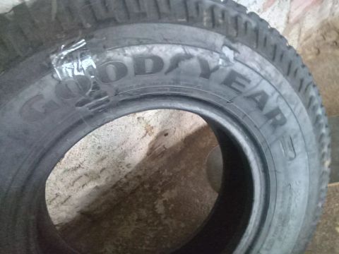 Pneu Goodyear Aro 16
