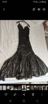 Vestido de festa preto com paetês