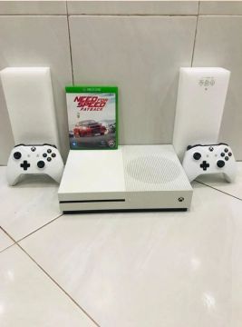Xbox One + Need For Speed Payback
