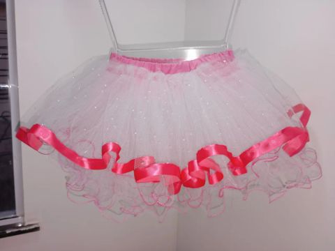 Saia infantil de tule 