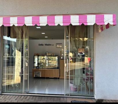 Vendo padaria/confeitaria completa 
