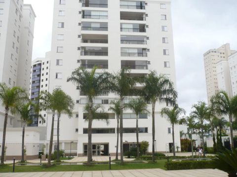 BREEZE Family Club Ótimo Apartamento com 116m2 em Campinas