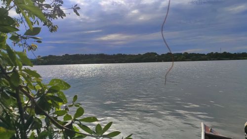 VENDO BEIRA RIO. NÃO É AGIO! PARCELO/ ACEITO CARRO