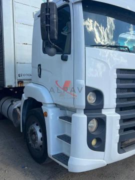 Volkswagen Constellation 19.320 4x2 Ano 2006