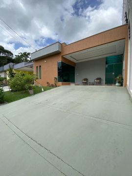 Casa térrea no condomínio Forest Hill