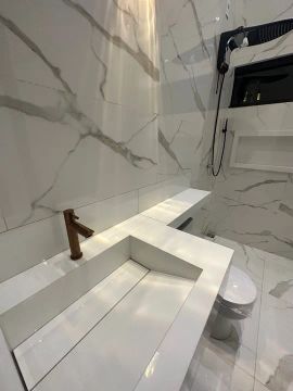 Casa Alto Padrao com 4 Suítes