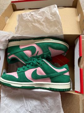 Nike Dunk Low Retrô SE (40)