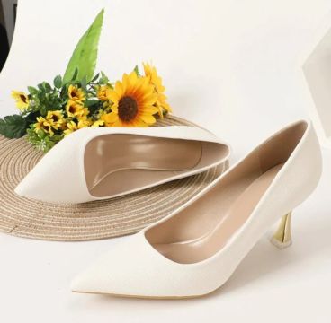 Sapatos de salto alto branco - número 40