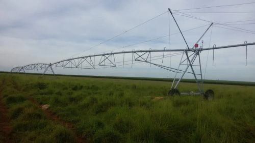 Pivot de irrigação