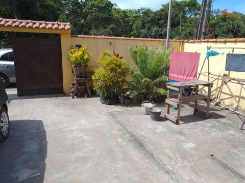 Ótima casa em Unamar 