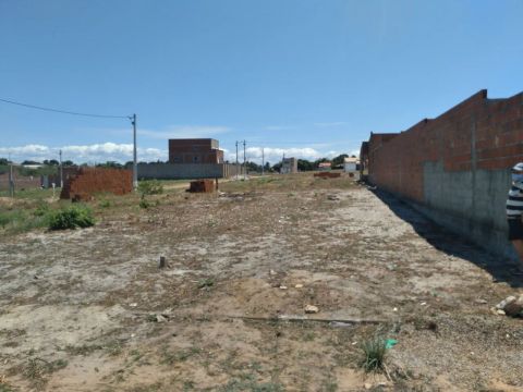 Vendo Terreno 6×26 em Cascavel ce