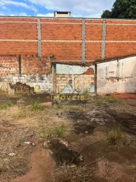 Terreno à venda no bairro GUANABARA, ARAÇATUBA cod:33418