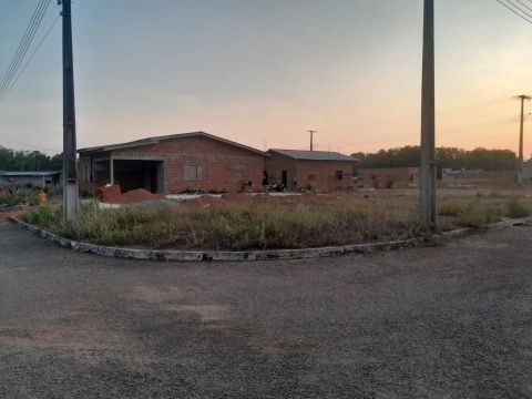 Repasso lote, , local com enorme tranquilidade. 