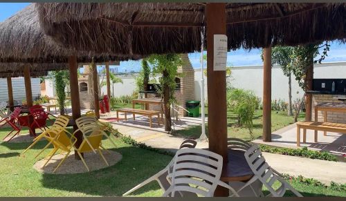 Apartamento com 2 suítes no condomínio Flórida Park