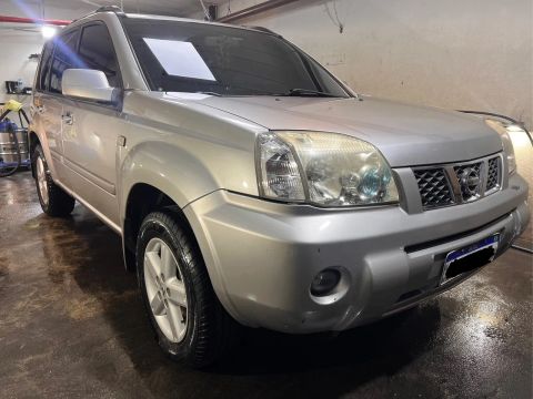 Nissan X-trail 2.5 4x4