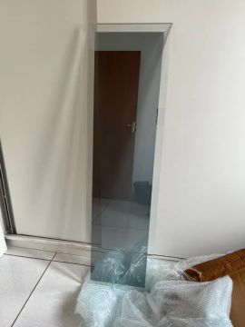 Aparador de vidro