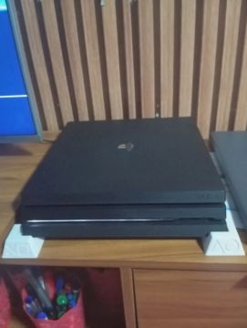 Play 4 Pró.