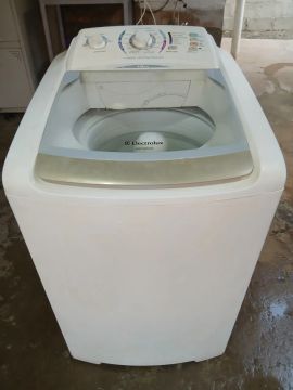 Máquina de Lavar Roupa Electrolux 10kg