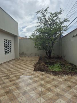 Casa a venda, no bairro Aponiã