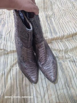 Botas de Couro Python