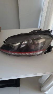 Farol Dianteiro VW Golf GTI 2015