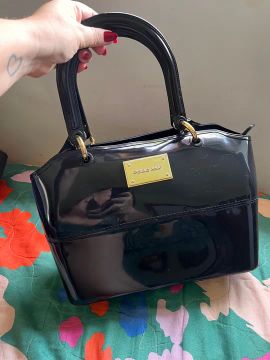 Bolsa de mão Dourada Jolie - Preta