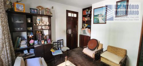 Terreno com 01 casa, 01 imóvel comercial e 02 Kitnets - Nordeste de Amaralina
