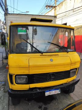 Caminhão Mercedes-Benz 1980
