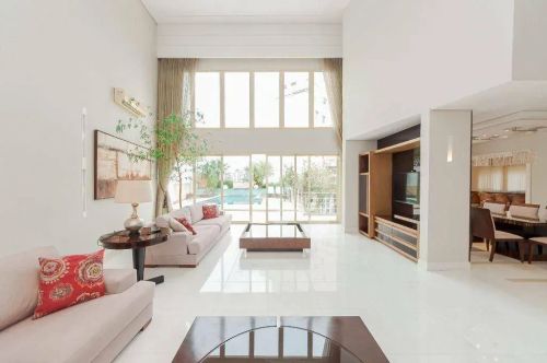 CASA ALTO PADRÃO 100% MOBILIADA. CONDOMÍNIO FECHADO NO ECOVILLE/CAMPO COMPRIDO. MARAVILHOS