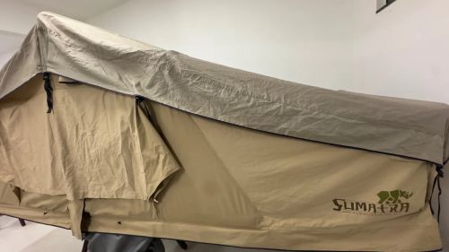 Barraca de Teto Marca Sumatra com anexo 