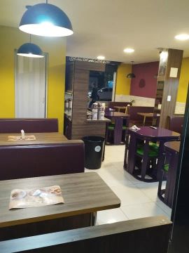 Passo ponto,de açaí e pastelaria 