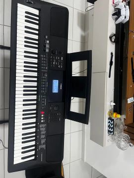 Teclado Yamaha PSR-EW410