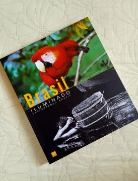 Livro Brasil Iluminado